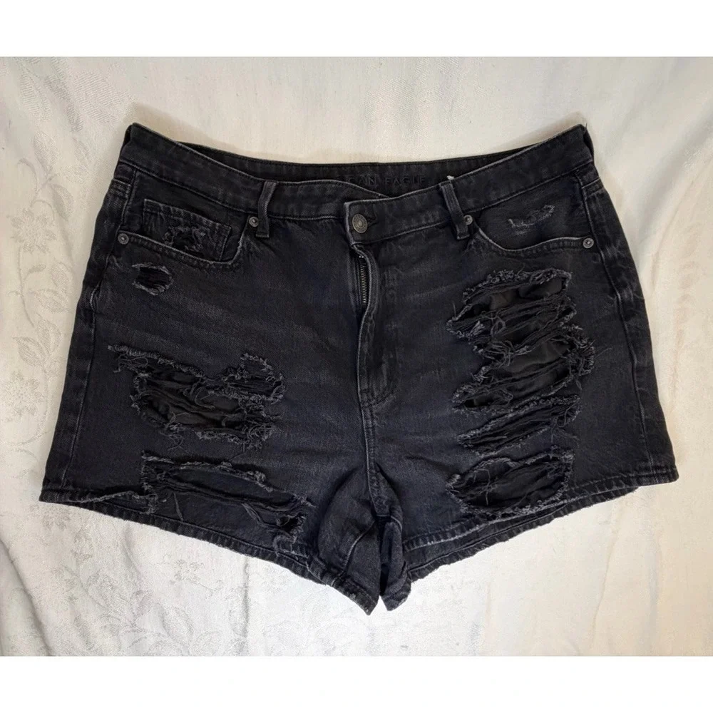 American Eagle Women's Black Denim Shorts Size 16 Distressed Jean Shorts